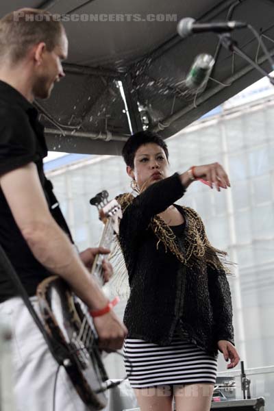 THESE ARE POWERS - 2010-06-06 - PARIS - Parc de la Villette - 